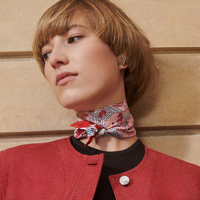 ツイリー 《スプラッシュパーク》 | Hermès - エルメス-公式サイト ツイリー 《スプラッシュパーク》 | Hermès - エルメス-公式サイト